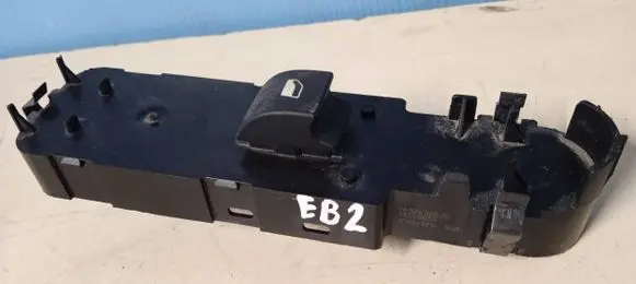 Peugeot 508 Electric window control switch 98026388ZD