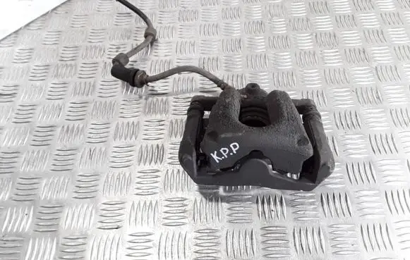 BMW 1 E81 E87 Front brake caliper