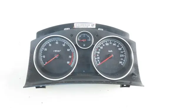 Opel Zafira B Speedometer (instrument cluster) 13230575UT 13230575