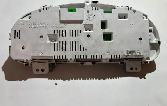 Honda Accord Speedometer (instrument cluster) HR0300