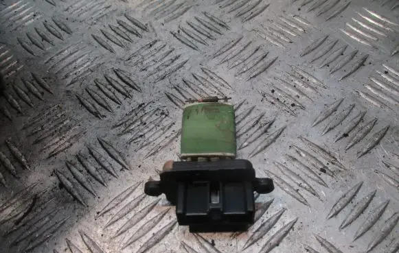 Fiat Panda II Heater blower fan relay B837