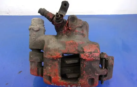 Fiat Punto (188) Front brake caliper