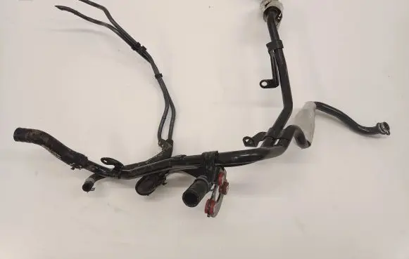 Volkswagen Touareg III Engine coolant pipe/hose 059121445N