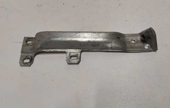 BMW 5 F10 F11 Radiator support slam panel bracket 7158894