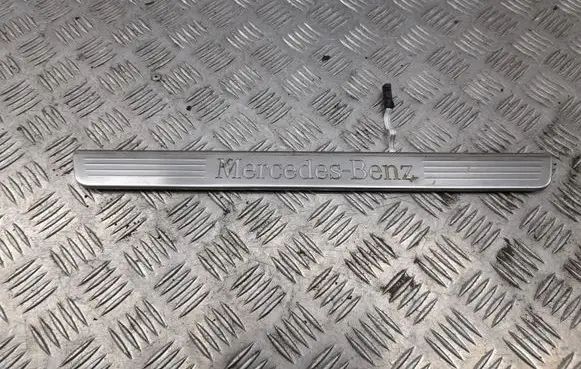 Mercedes-Benz GL X166 Front sill trim cover A1666801235