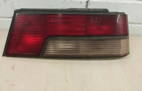 Peugeot 405 Rear/tail lights R011201