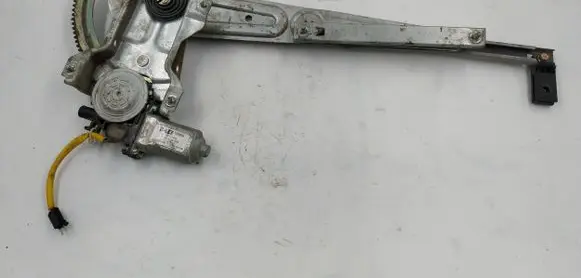 KIA Sorento Front door electric window regulator 824503E000