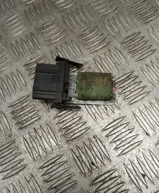Volkswagen Vento Heater blower motor/fan resistor 881051771