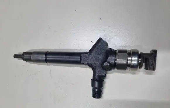 Mazda 6 Fuel injector RF7J13H50