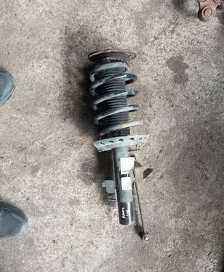 Volvo XC60 Front shock absorber/damper 31340479