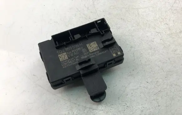 Volkswagen Golf VII Other control units/modules 5Q4959595H