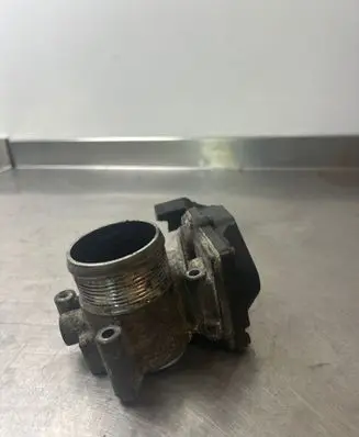 Skoda Octavia Mk2 (1Z) Throttle valve 03L128063R A2C31762900 0408111426