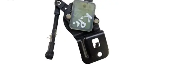 Lincoln Aviator II Air suspension front height level sensor M2014033108A M2014033108 1016502