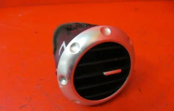 Audi TT Mk1 Dash center air vent grill 8N0820901