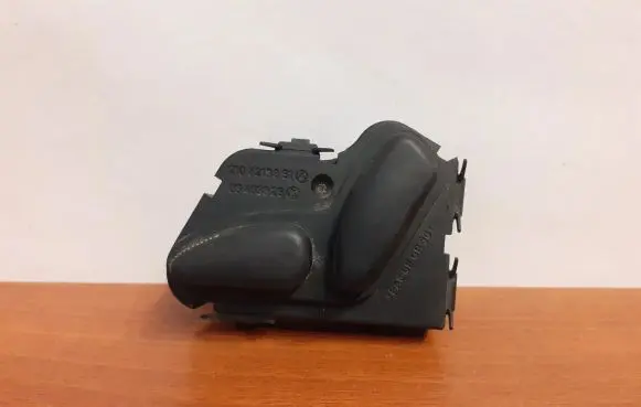 Mercedes-Benz E W210 Seat control switch 03463825 5923