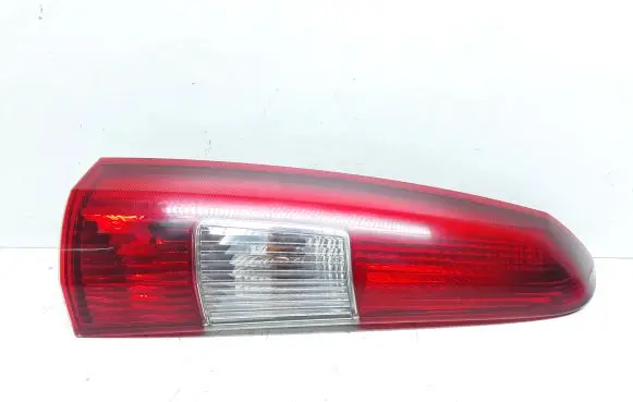 Volvo V70 Rear/tail lights 9154493