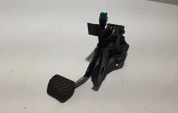 Renault Captur II Brake pedal 465017806R