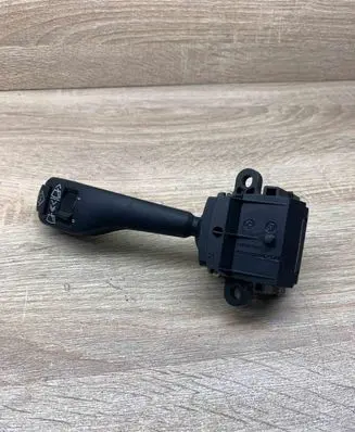 BMW 5 E39 Wiper control stalk 8375408