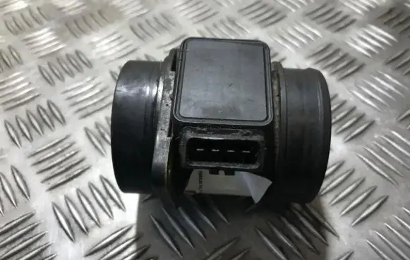 Renault Scenic I Mass air flow meter 7700105010B 5WK9615