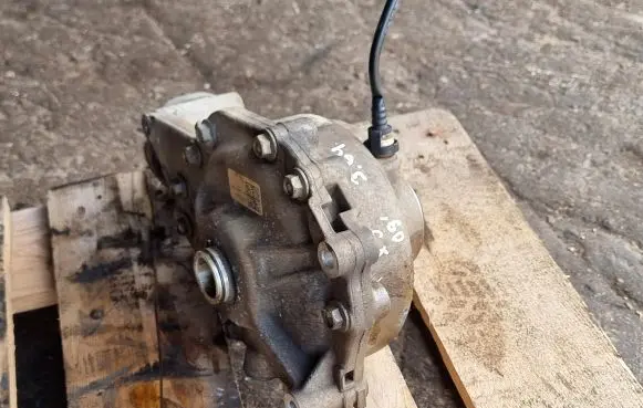 BMW X5 E70 Front differential 7552533