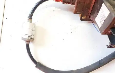 Gear shift cable linkage