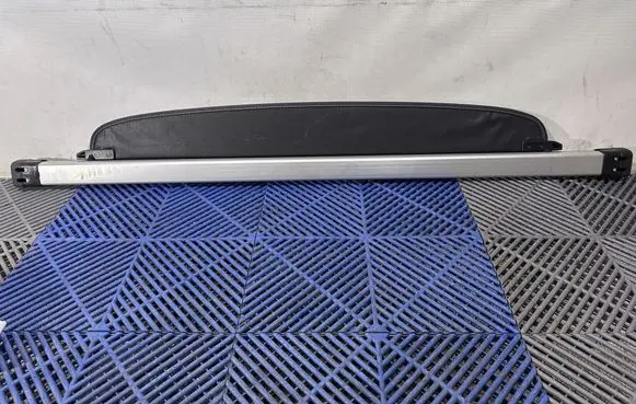 Lexus CT 200H Parcel shelf load cover 