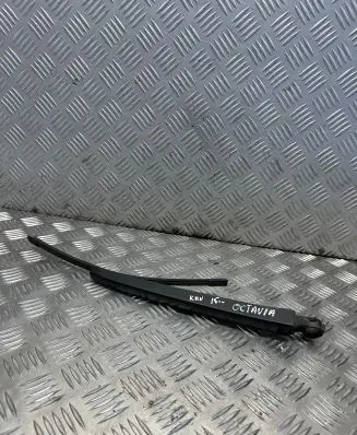 Skoda Octavia Mk3 (5E) Rear wiper blade arm 5E9955707