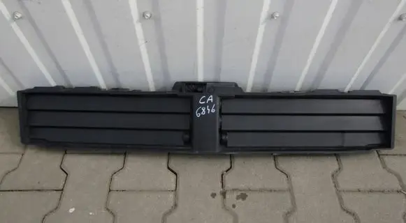 BMW X1 U11 Radiator trim T403373