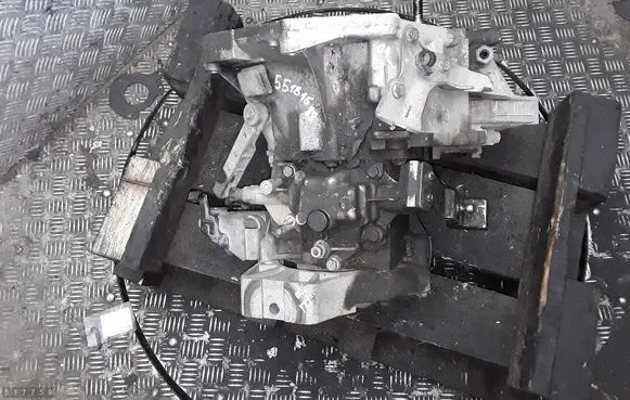 Fiat Panda II Manual 5 speed gearbox 55181588
