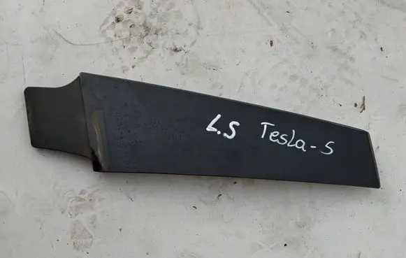 Tesla Model S Side skirt rear trim 