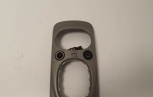 Smart ForFour I Gear shifter surround trim plastic A4546800910CF2A 4546800910CF2A MN140021