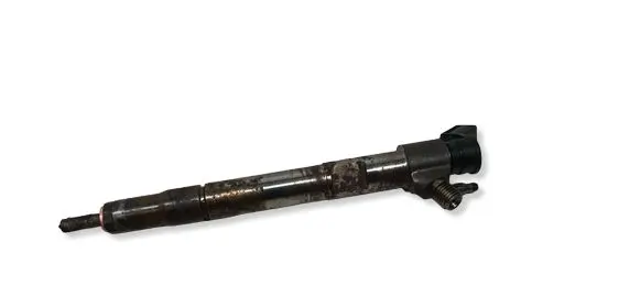 Hyundai i30 Fuel injector 338002U000