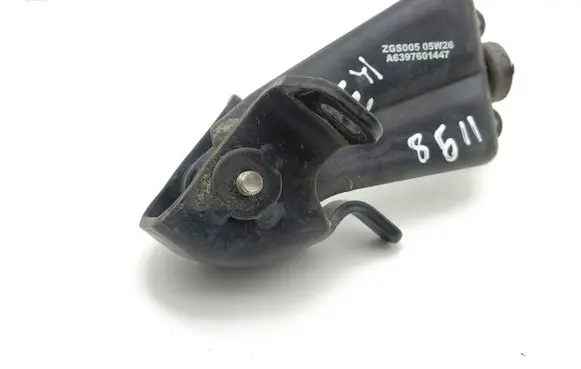 Mercedes-Benz Vito Viano W639 Sliding door middle roller runner A6397601447 ZGS00505W26