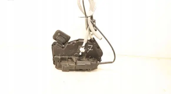 Seat Ateca Front door lock B6-5TB837016