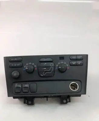 Volvo S60 Climate control unit 8691876