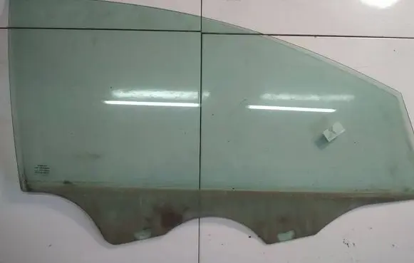 Seat Altea Front door window glass four-door AS2