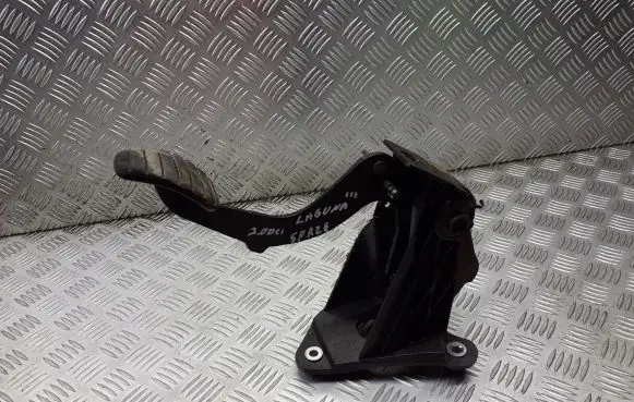 Renault Laguna III Brake pedal 465030297R