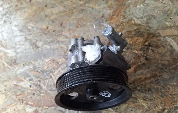 Alfa Romeo 159 Power steering pump 505004240