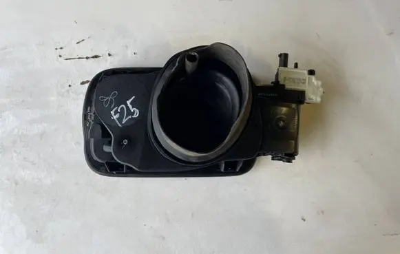 BMW X3 F25 Fuel tank cap trim 7213035 4062044217