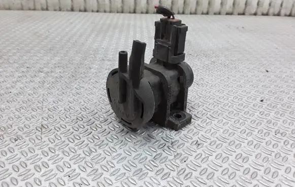 Volvo S40, V40 Turbo solenoid valve 7700874764