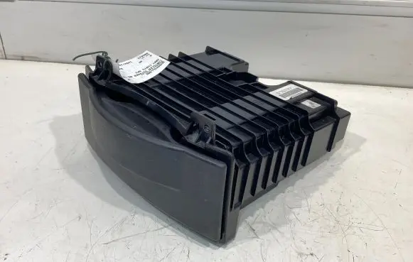 Chrysler Voyager Cup holder 0ZS681DVAA