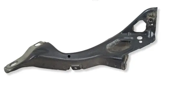 Audi A6 S6 C7 4G Fender mounting bracket 4G0821135A