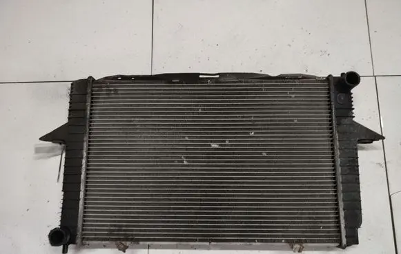 Volvo S70 V70 V70 XC Coolant radiator