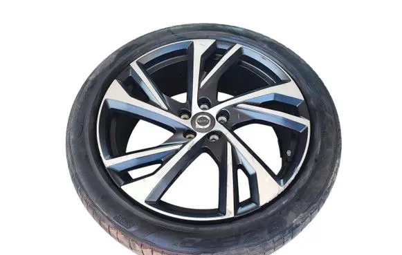Volvo XC40 R20 alloy rim 31471558