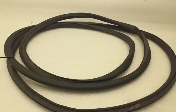 Volvo XC40 Rubber seal rear door 