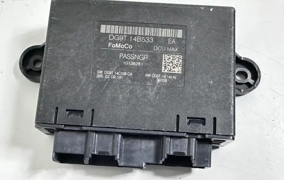 Ford Mondeo MK V Door control unit/module DG9T14B533EA