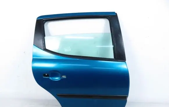Peugeot 207 Rear door 