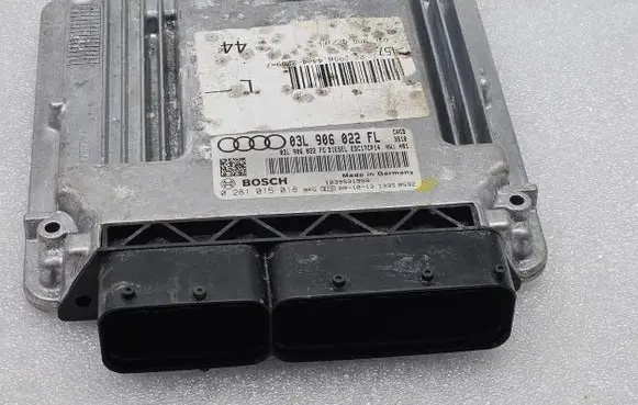 Audi A6 S6 C6 4F Engine control unit/module 03L906022FL 03L906022FG 0281015018