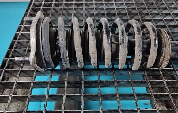 Mercedes-Benz E W213 Front coil spring IMPRK1561417