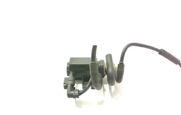 Mercedes-Benz E W212 Turbo solenoid valve A0091533128